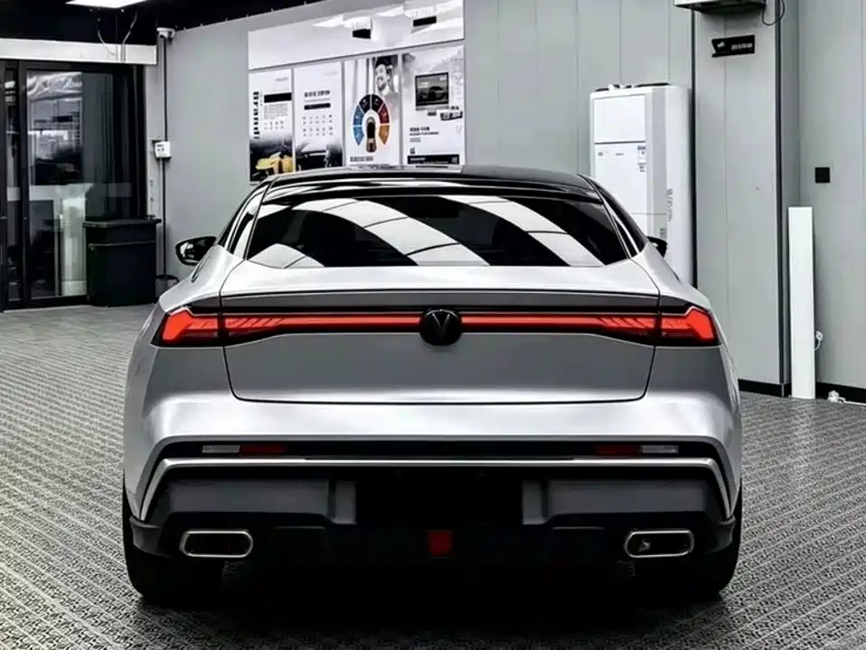 Changan UNI-V 2023 1.5T Sport