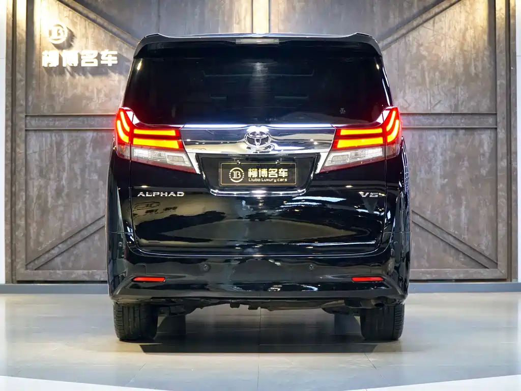 Toyota Alphard 2015 3.5L Luxury