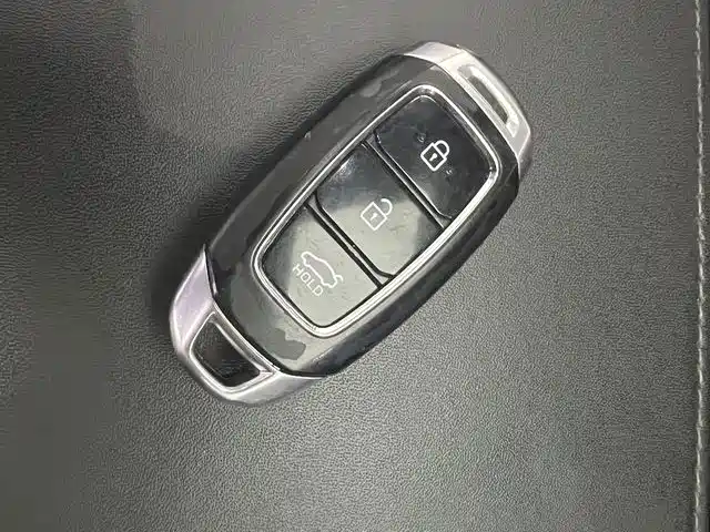 Hyundai Sonata — миниатюра 20