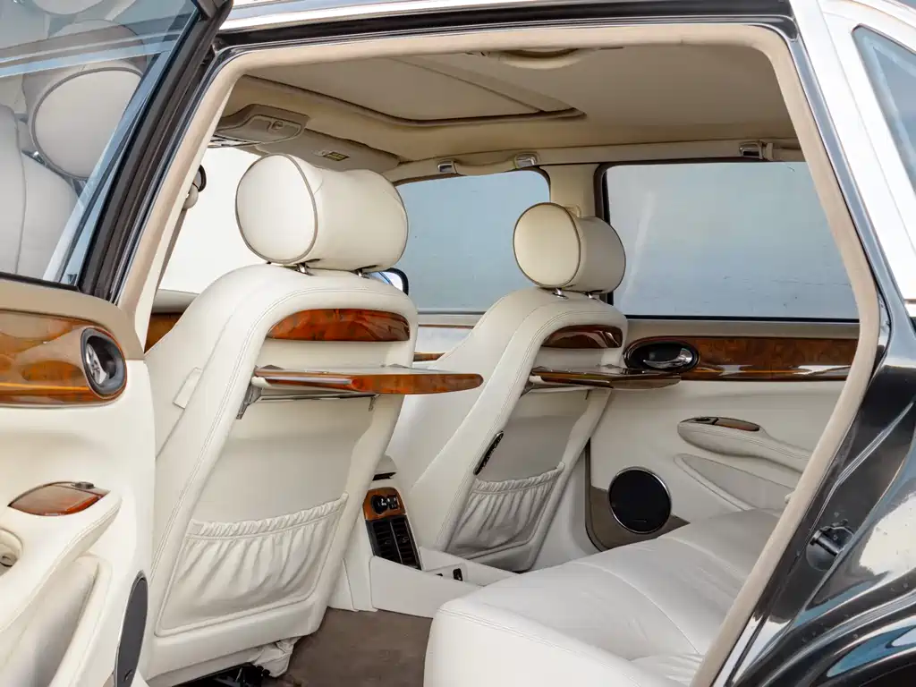 Jaguar XJ 8 X308 2002 Vanden Plas Luxury