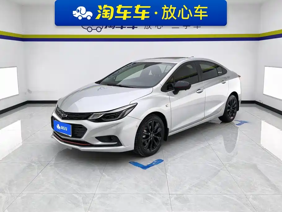 2019 Chevrolet Cruze - zdjęcie 1 z 16