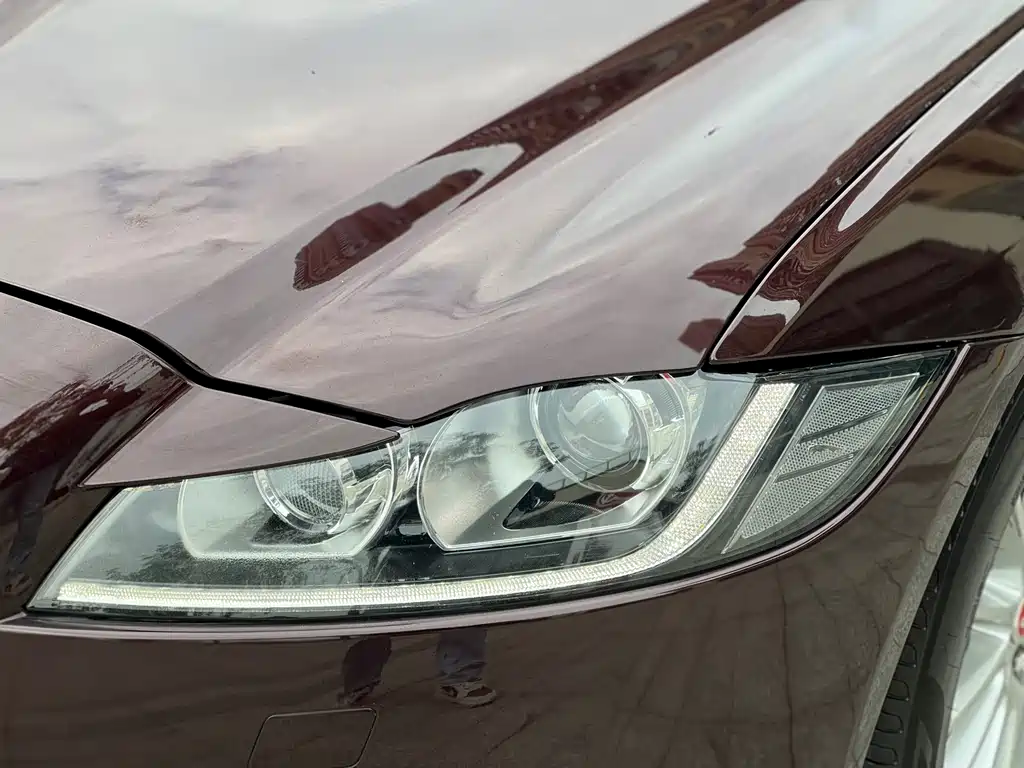 Jaguar XFL 2018 XFL 2.0T 200PS