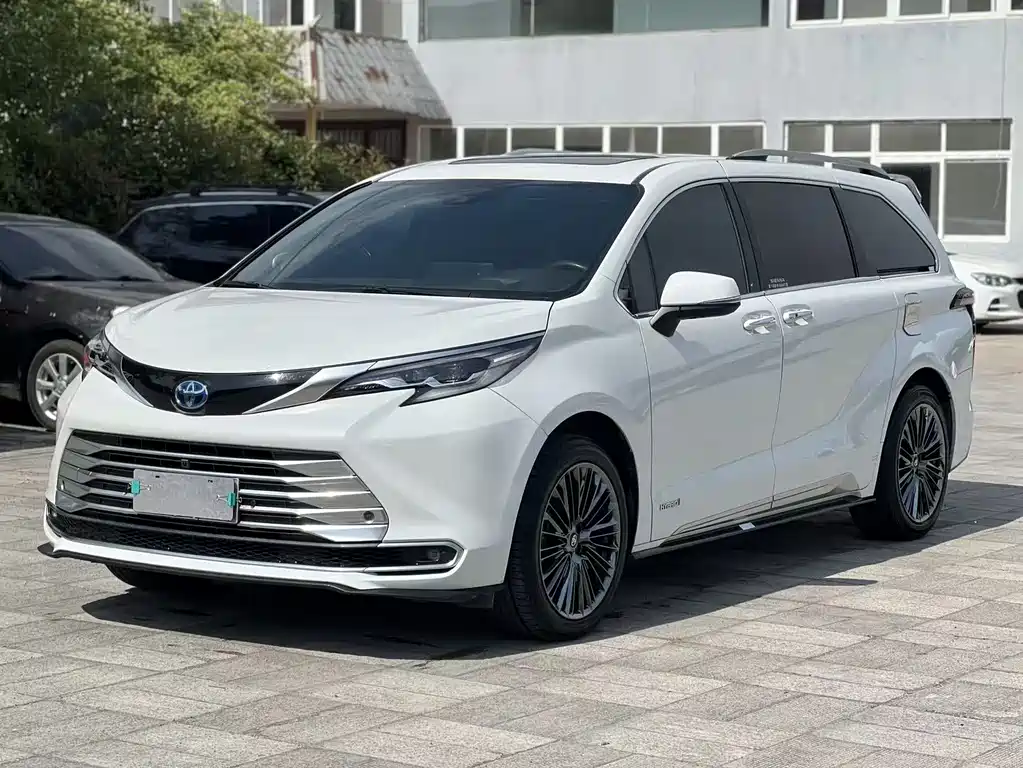Toyota Sienna 2022