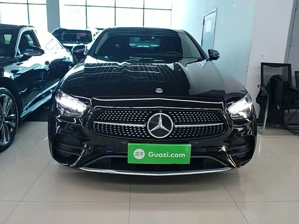Mercedes-Benz E-Class — миниатюра 3