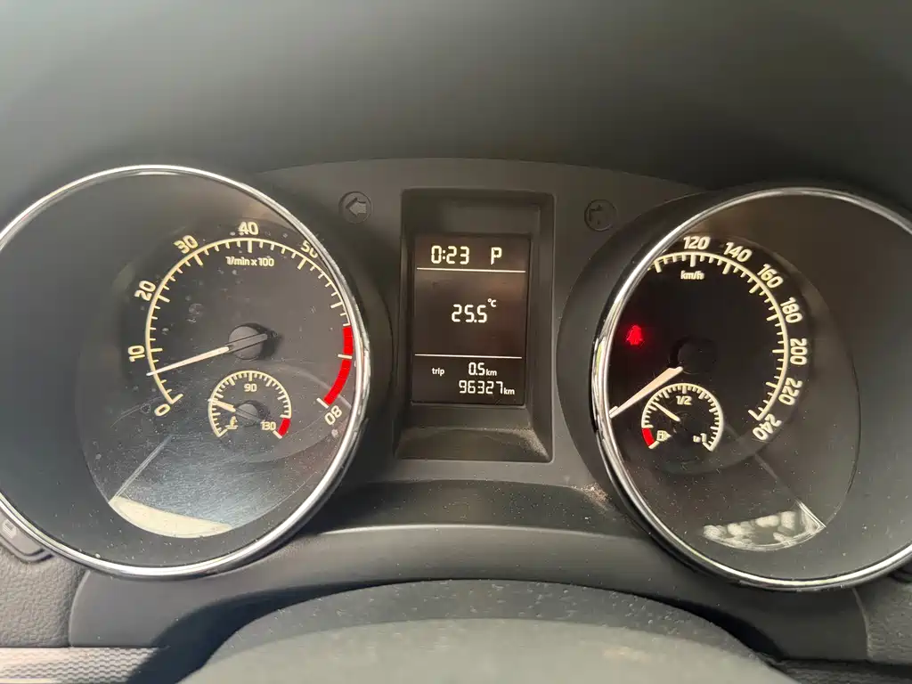 Skoda Yeti — миниатюра 15