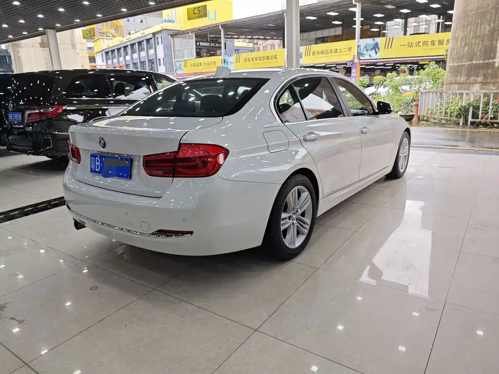 BMW 3 Series — миниатюра 7