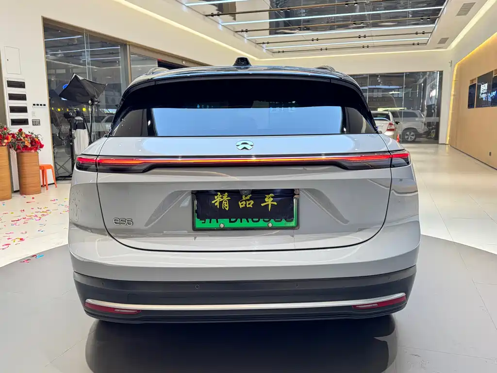 NIO NIO ES6