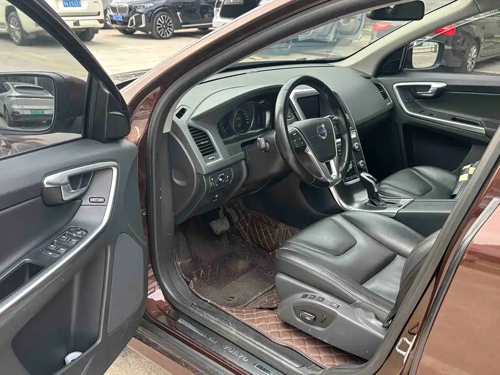 Volvo XC60 (Import) — миниатюра 4
