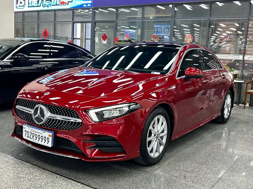 MERCEDES-BENZ A CLASS