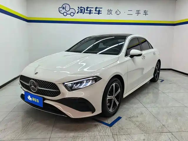 2023 Mercedes-Benz A-klasse