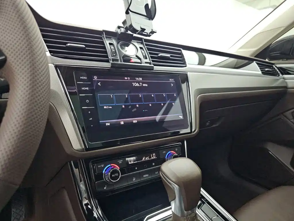 Volkswagen Phideon 2021 380TSI Luxury