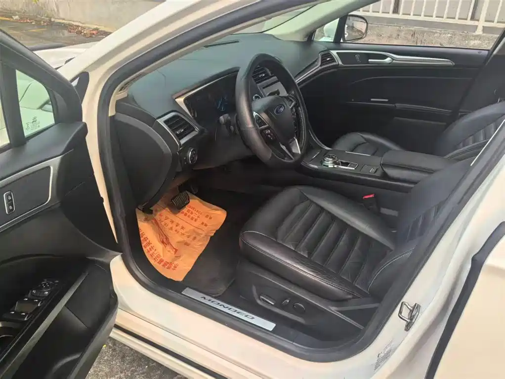 Ford Mondeo 2017 EcoBoost 180 Fashion