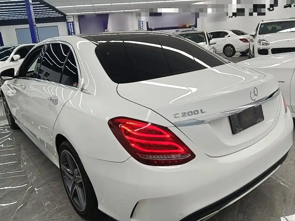 Mercedes-Benz C-Class — миниатюра 5
