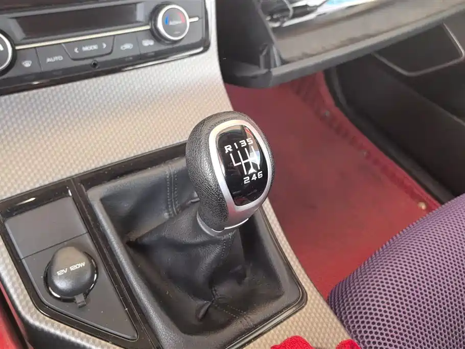 GEELY AUTOMOBILE EMGRAND GS