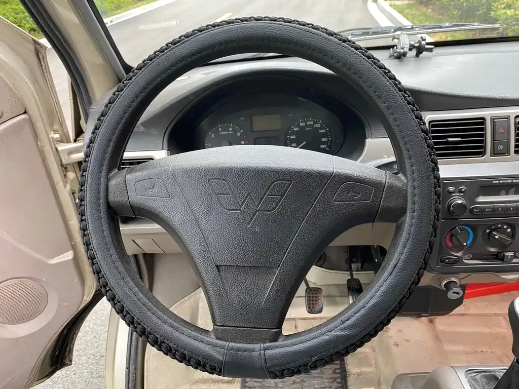 Wuling Rongguang — миниатюра 10