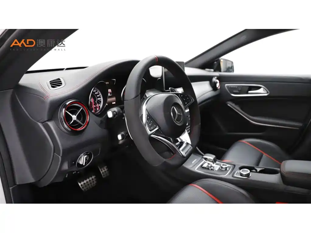 Mercedes-Benz CLA AMG — миниатюра 6