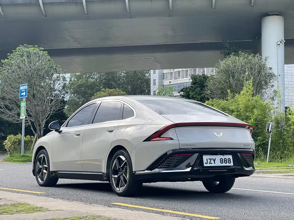 Wuling Xingguang — миниатюра 5