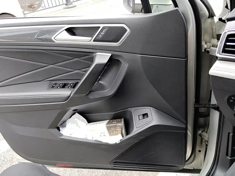 Volkswagen Tiguan L — миниатюра 7