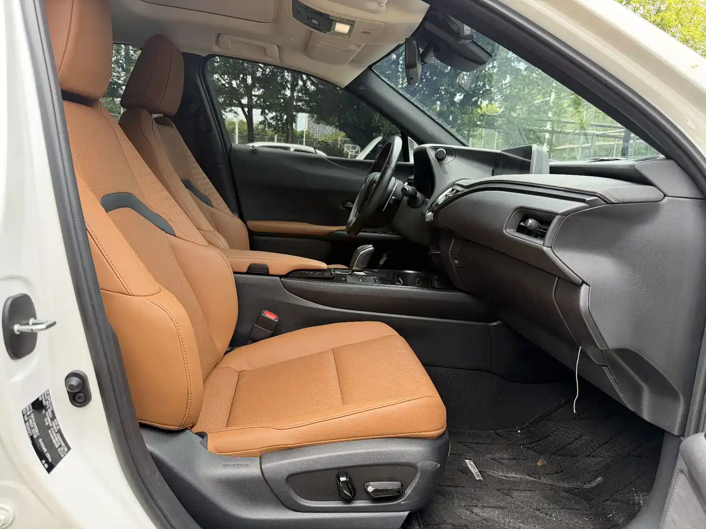 Lexus UX id 4680640 из Китая 10