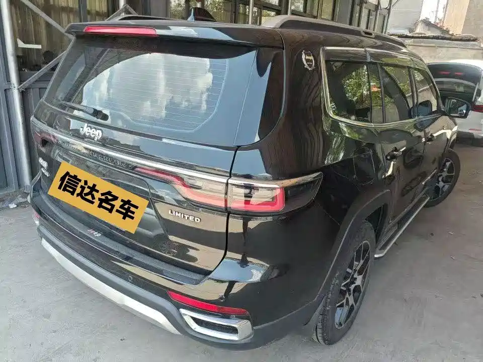 Jeep Grand Commander — миниатюра 10