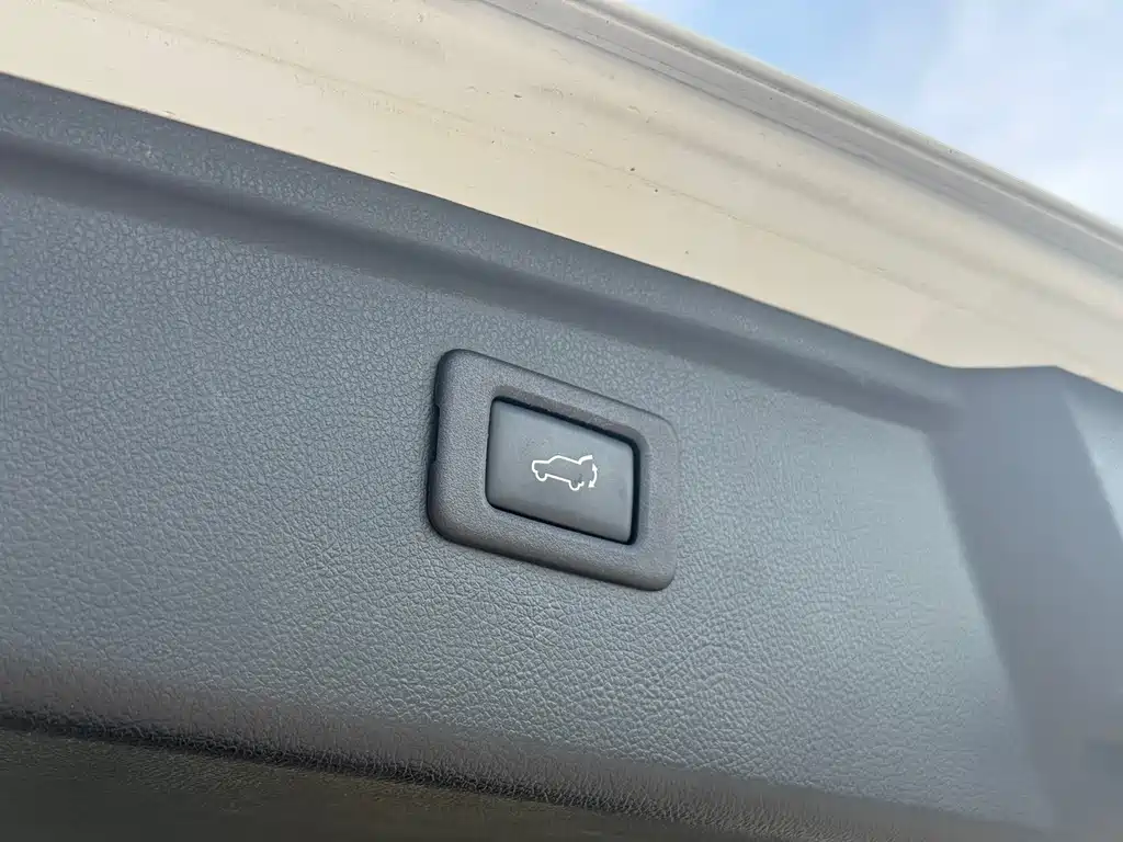 Subaru Outback — миниатюра 12