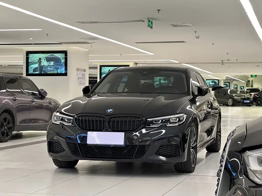 BMW 3 Series 2022