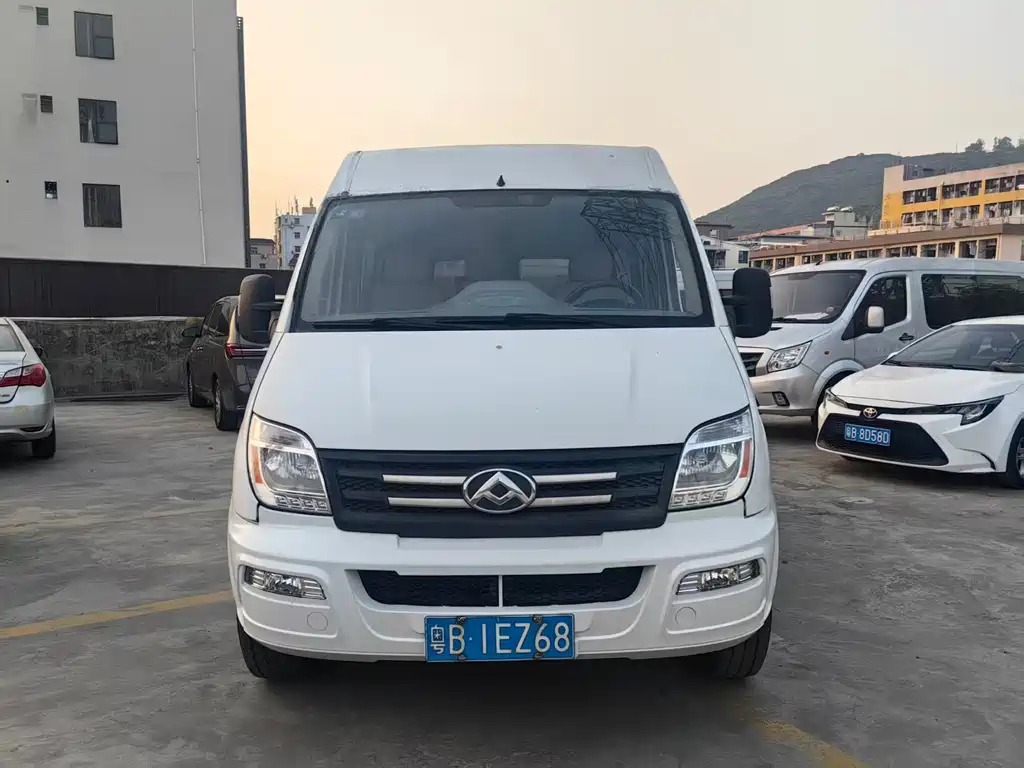 SAIC MAXUS XINTU V80