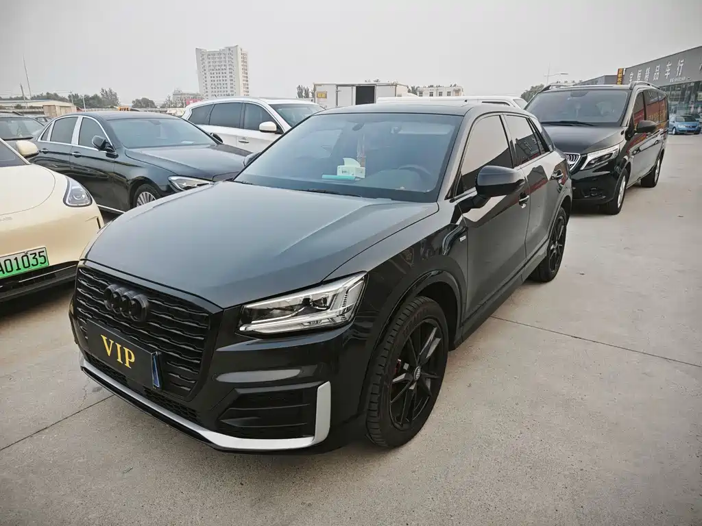 Audi Q2L — миниатюра 2