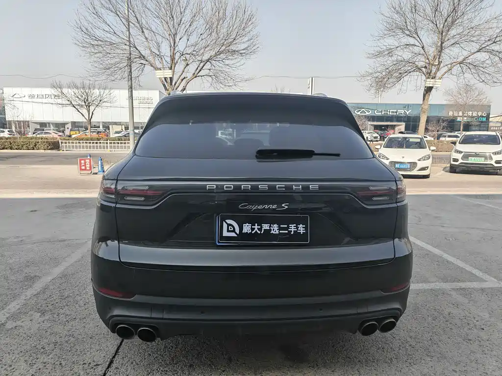 PORSCHE CAYENNE