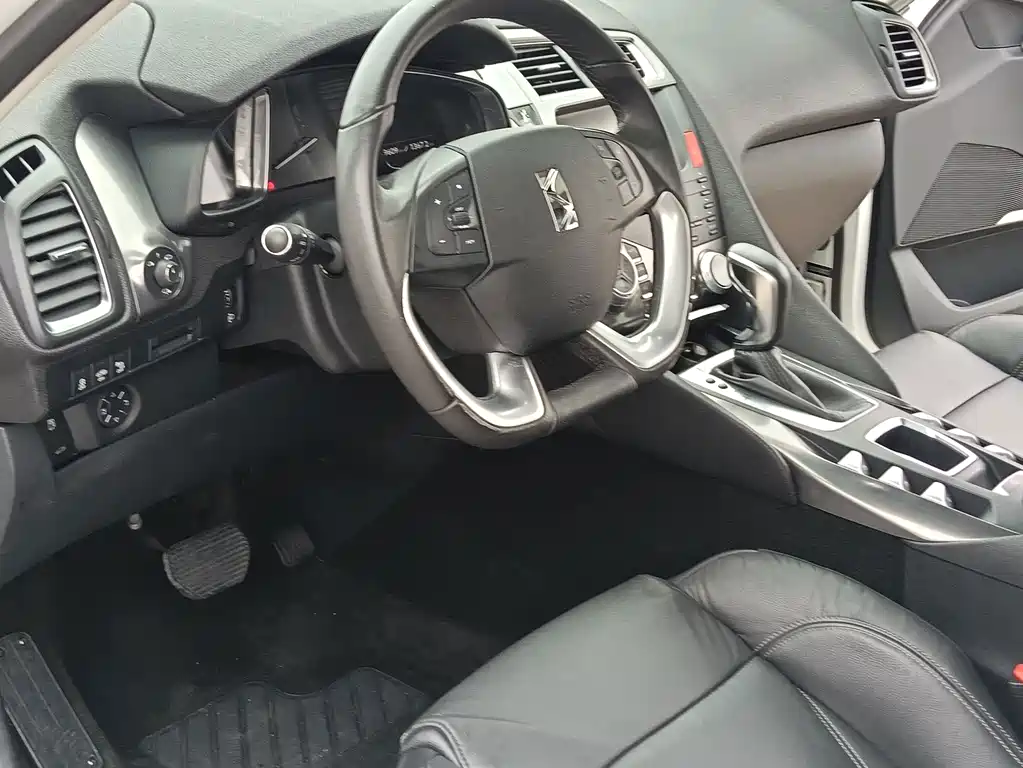 DS DS 5 — миниатюра 7