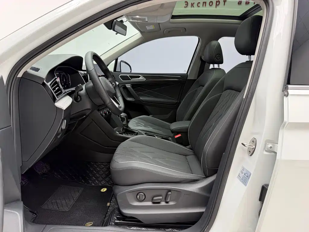 Volkswagen Tiguan L — миниатюра 8