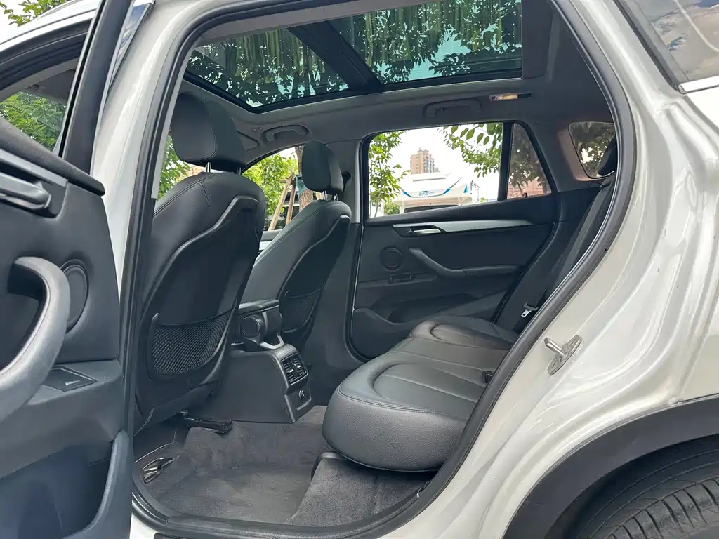 BMW X1 — миниатюра 19
