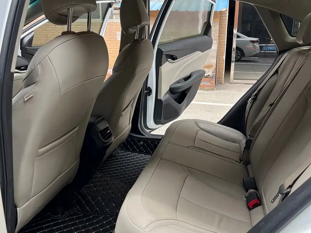 Buick Excelle — миниатюра 9