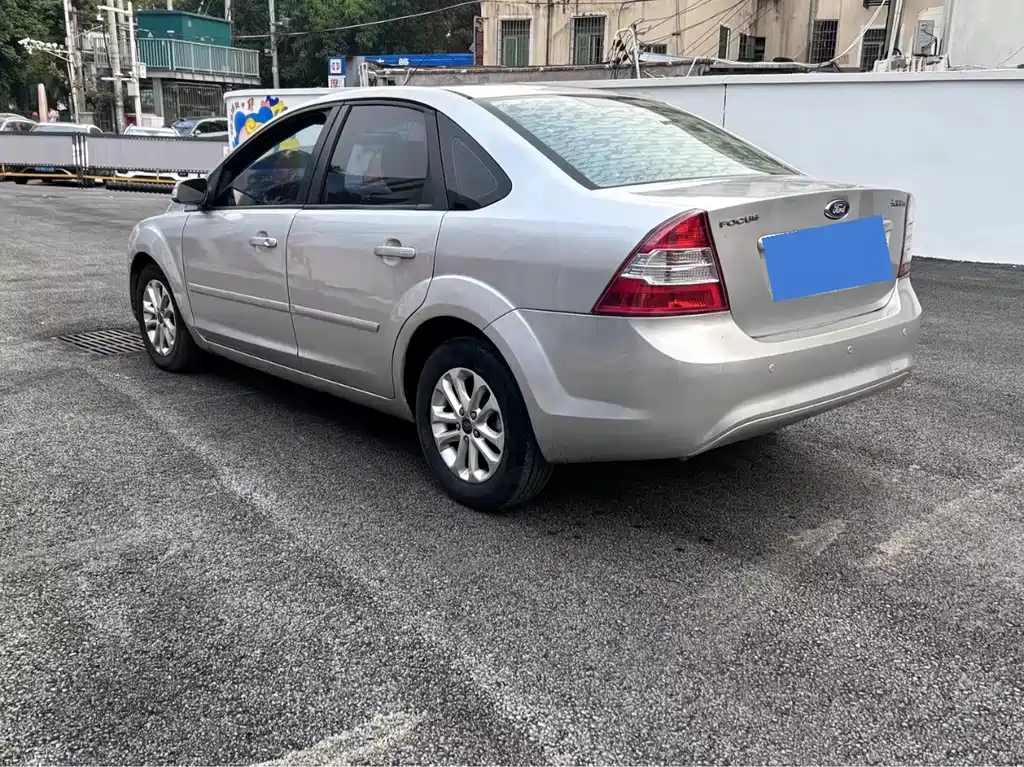Ford Focus — миниатюра 9
