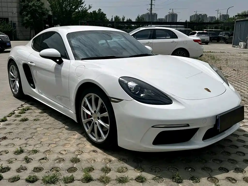 Porsche 718 2020 Cayman 2.0T