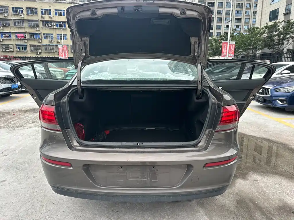 Qoros Qoros 3 — миниатюра 10