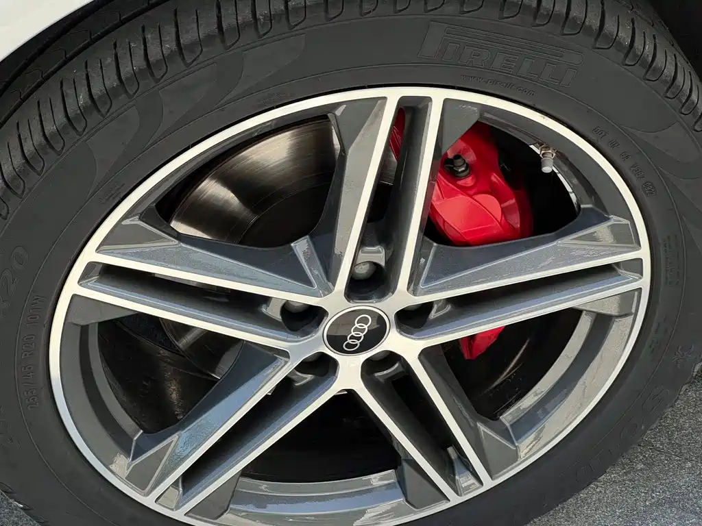 Audi SQ5 — миниатюра 8