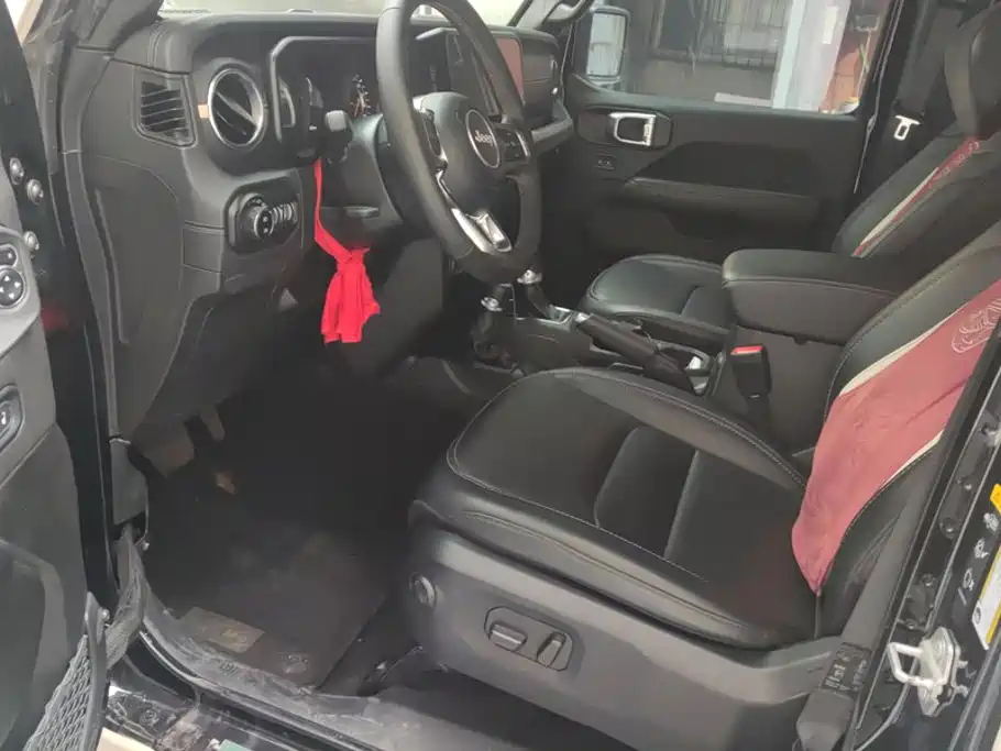 Jeep Wrangler — миниатюра 9