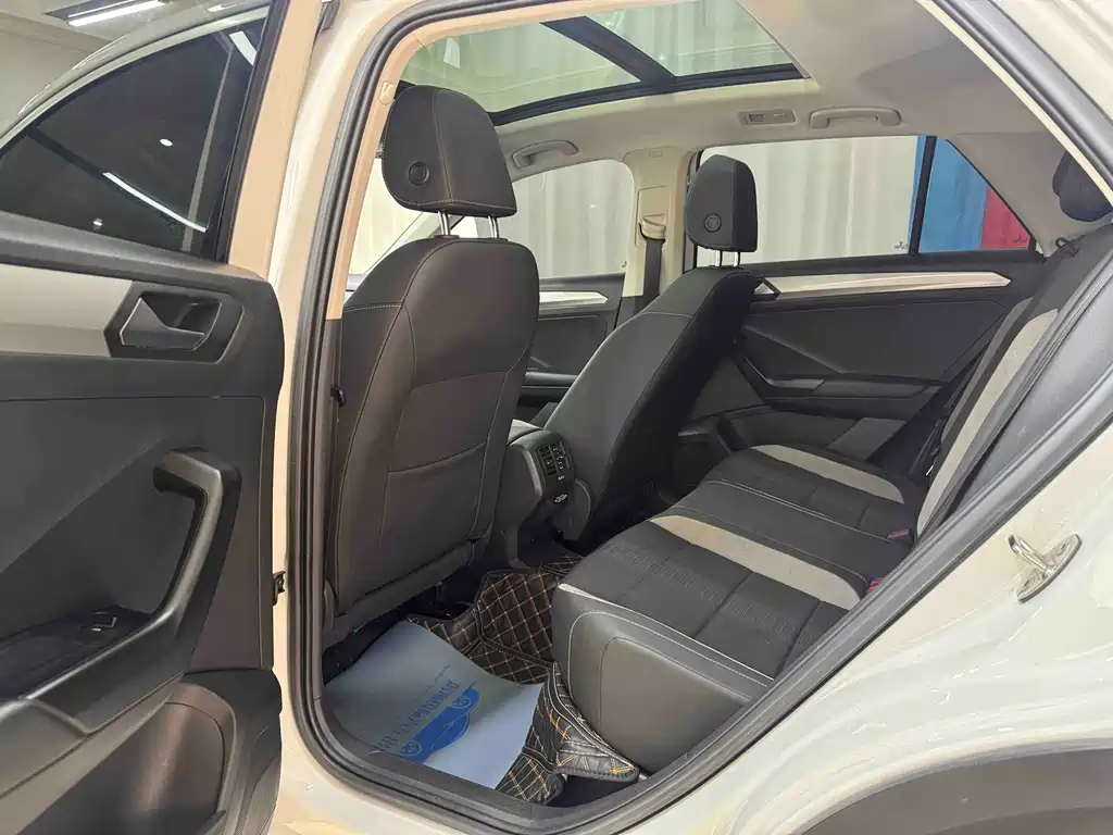 Volkswagen T-Roc 2021 280TSI DSG Elite Smart Connect