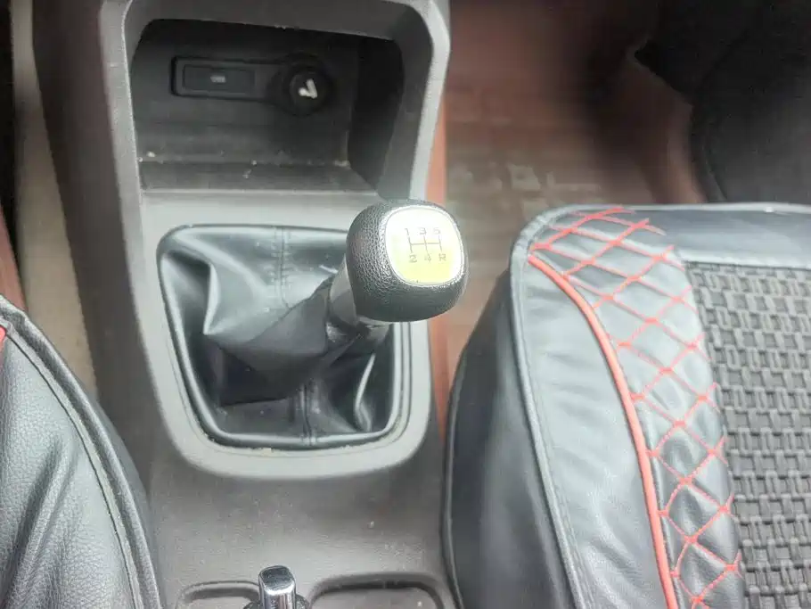 Wuling Hongguang — миниатюра 15
