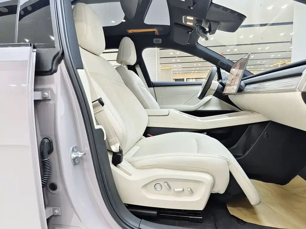 Onvo L60 2025 60kWh