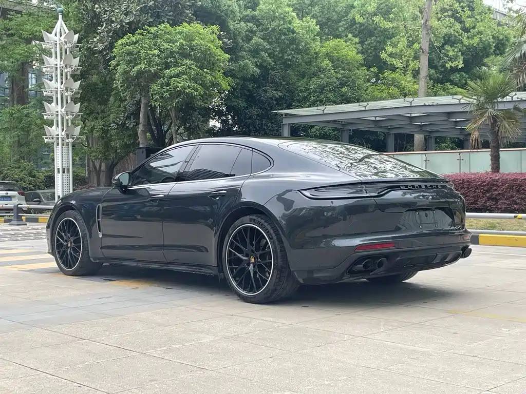 Porsche Panamera — миниатюра 8
