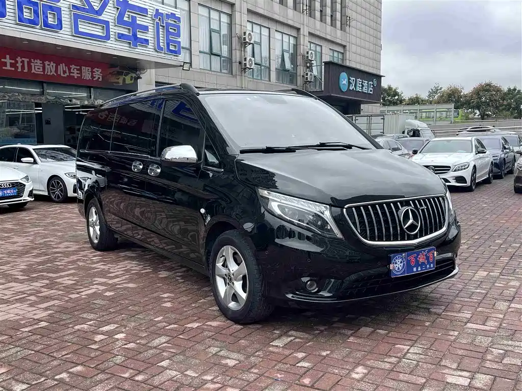 MERCEDES-BENZ VITO