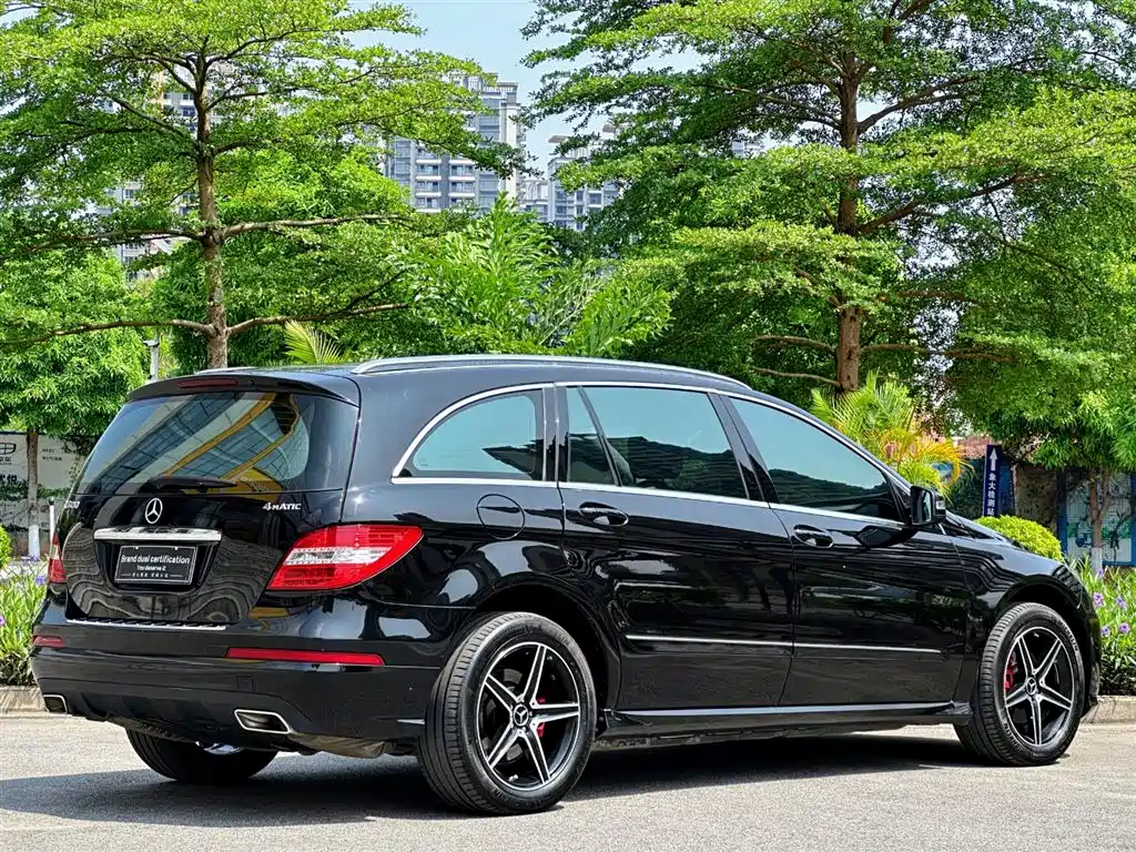 Mercedes-Benz R 2014 R 320 4MATIC Luxury