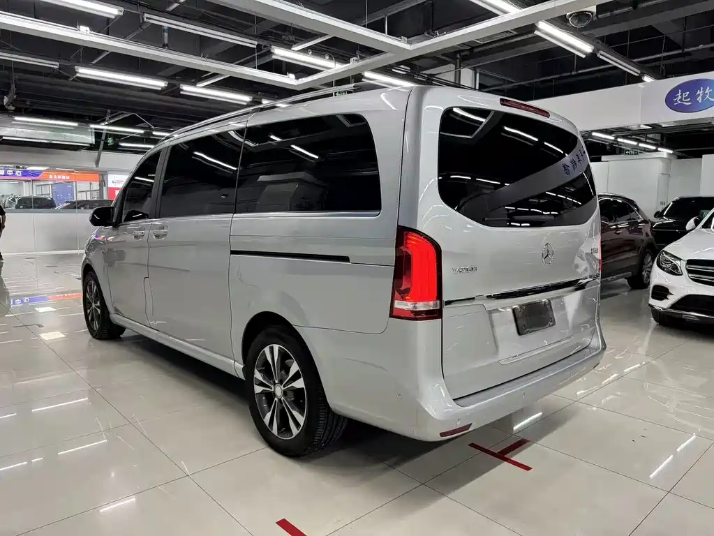 Mercedes-Benz V-Class V 2016 V 260 Luxury