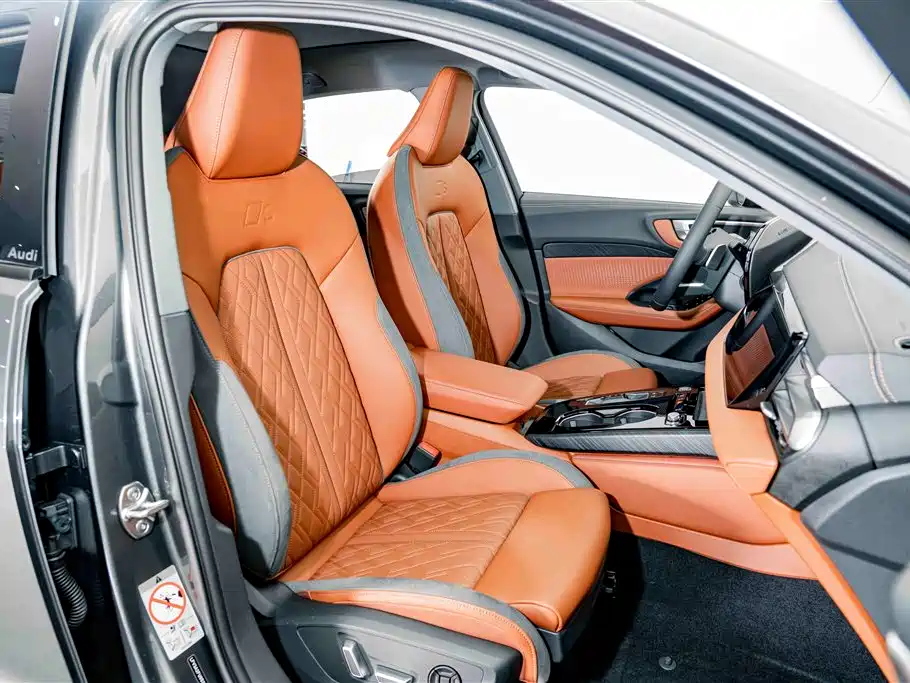 Audi A5L — миниатюра 18