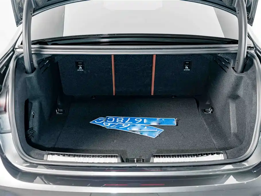 Audi A5L — миниатюра 22