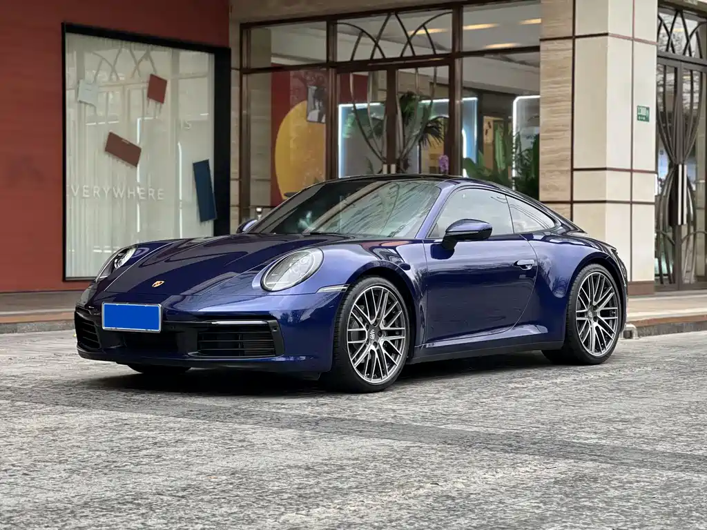 Porsche 911 2023