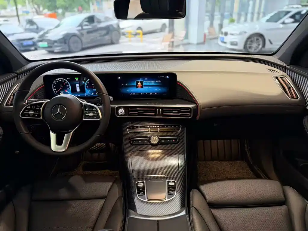 Mercedes-Benz EQC — миниатюра 5
