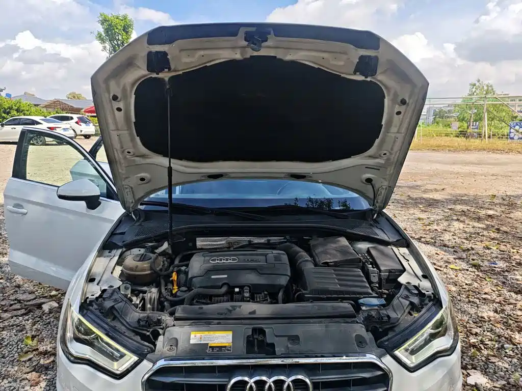 Audi A3 2015 Limousine 40 TFSI AT Comfort